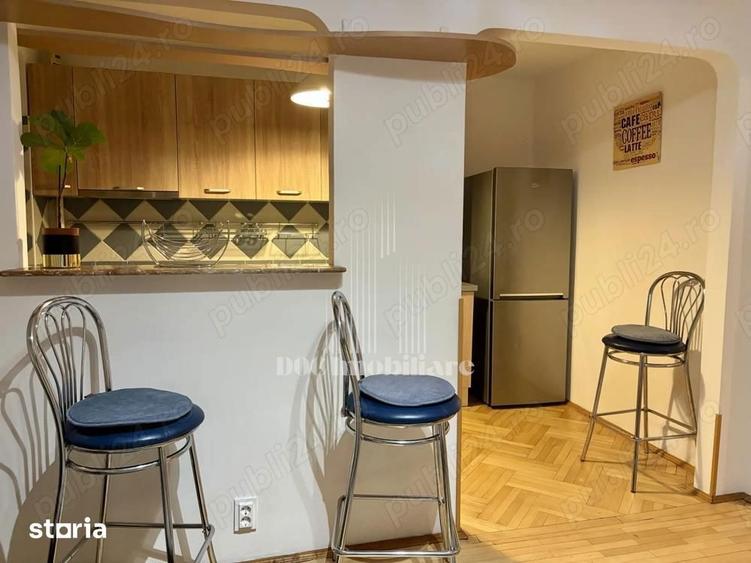 Apartament cu 2 camere semidecomandat, mobilat în Centrul Civic