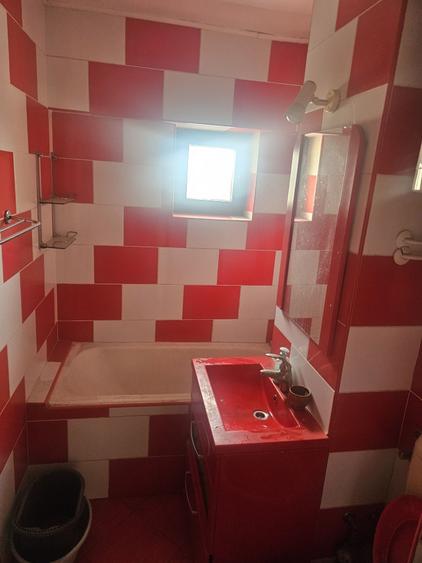 Apartament cu 2 camere decomandat în Exterior Vest