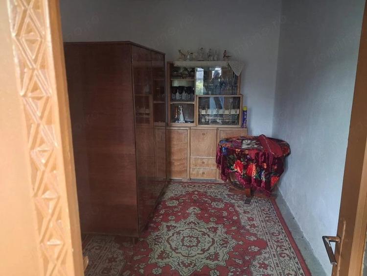 Casă cu 4 camere cu Teren 3116 Mp în Boroșteni