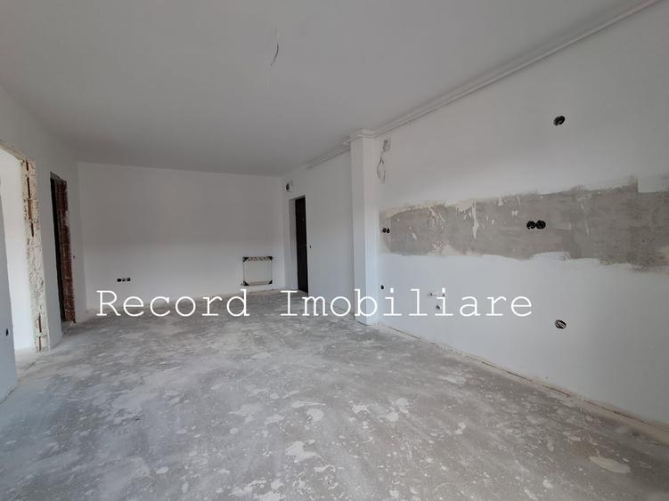 Apartament cu 2 camere semidecomandat în Florești