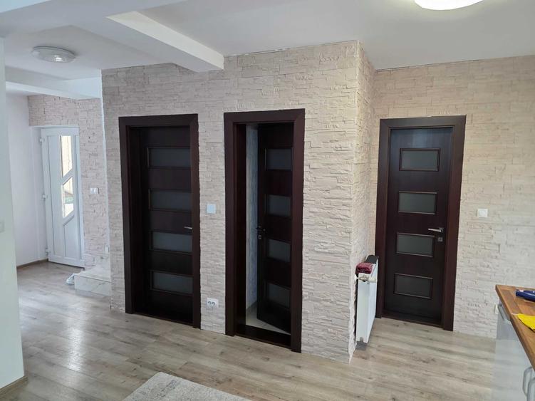 Casă cu 3 camere în Central