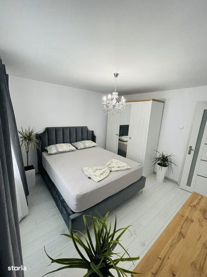 Apartament cu 2 camere decomandat în Rovine