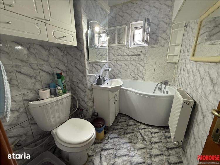 Apartament cu 2 camere semidecomandat în Gară
