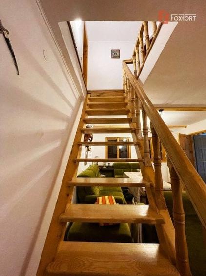 Casă individuală cu 5 camere cu Teren 400 Mp în Râu de Mori
