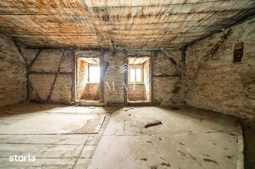 Casa cu 9 camere ?i curte proprie Centru Istoric Sibiu - 1