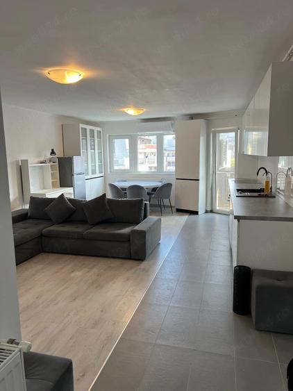 Apartament cu 2 camere semidecomandat în Mărăști