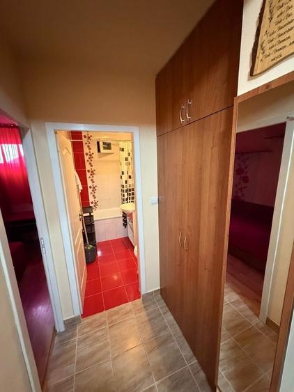 Inchiriez garsoniera modificata cu 2 camere Nufarul/Bumbacului. - 3