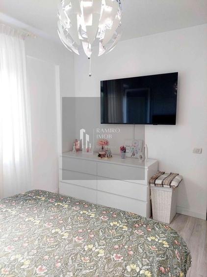 Apartament cu 2 camere decomandat, mobilat în Central
