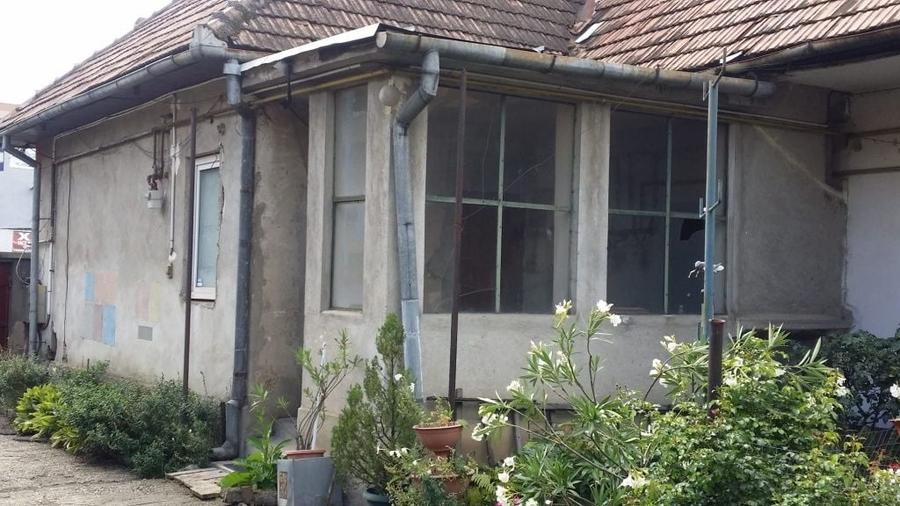 Casă cu 2 camere în Aurel Vlaicu