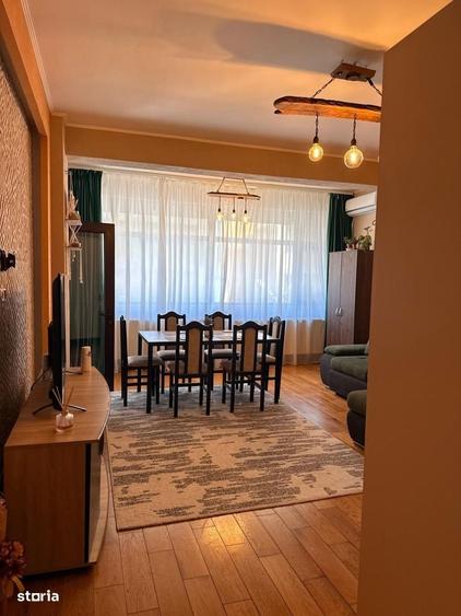 Apartament cu 3 camere decomandat în Central
