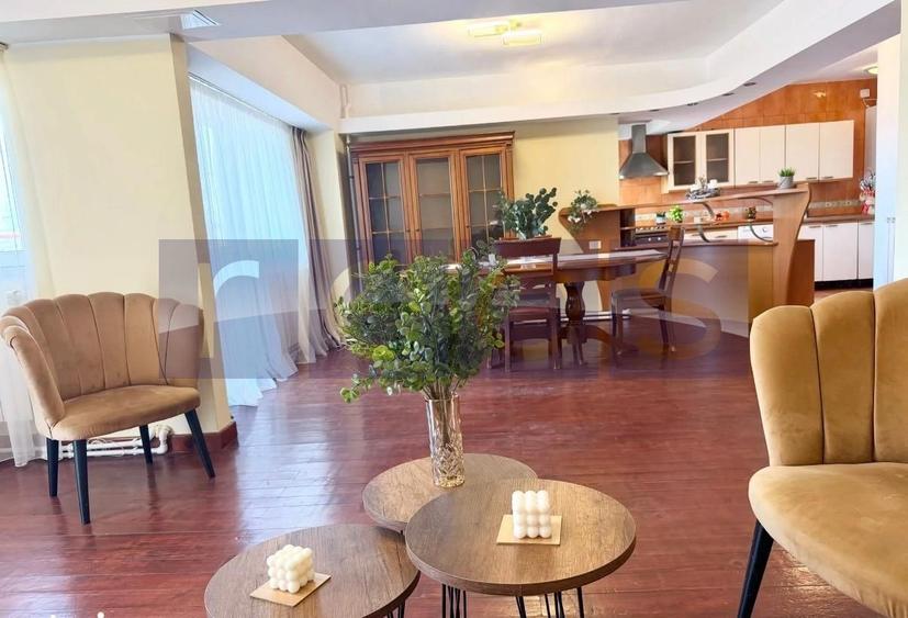 Apartament cu 4 camere, mobilat în Splaiul Unirii