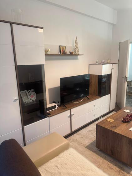 Apartament cu 2 camere decomandat în Exterior Est