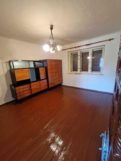 Casă cu 4 camere în Suplacu de Barcău