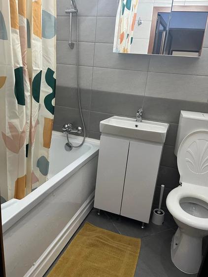 Apartament cu 2 camere decomandat în Drumul Taberei