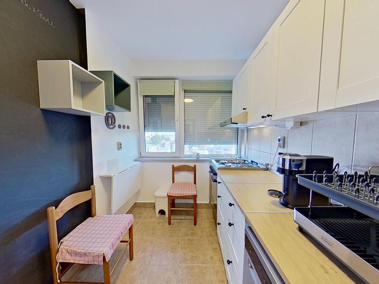 Apartament cu 2 camere semidecomandat în Gara de Nord