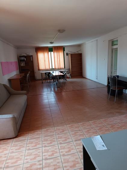 Casă cu 2 camere cu Teren 50 Mp în Central