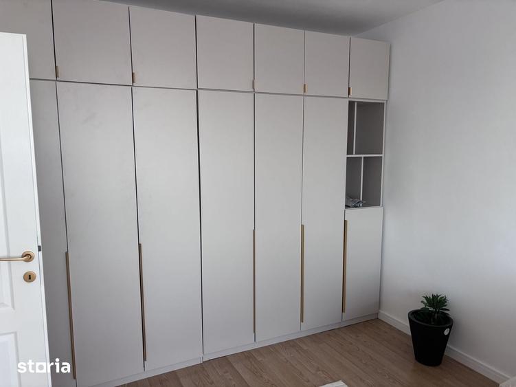 Apartament cu 2 camere semidecomandat, mobilat în Dristor