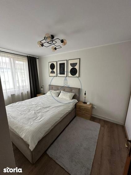 Apartament cu 3 camere decomandat în Central