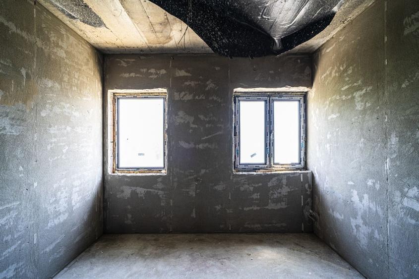 Apartament cu 3 camere semidecomandat în Militari