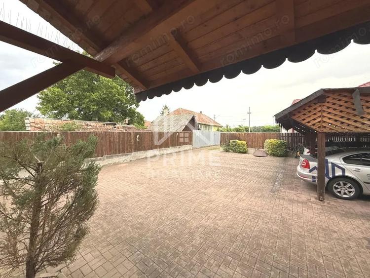 Casă cu Teren 1306 Mp în Blaj
