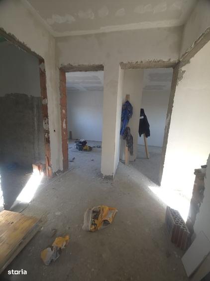 Casă cu 4 camere în Clinceni