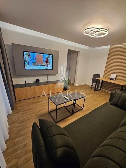 Apartament cu 2 camere semidecomandat, mobilat în Tipografilor