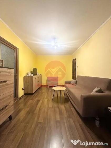 Apartament cu 2 camere semidecomandat în Casa de Cultură