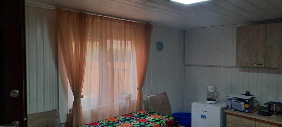 Casă cu 2 camere în Central