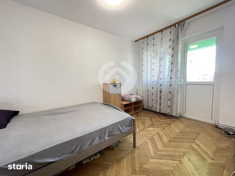 Apartament cu 3 camere decomandat în Central