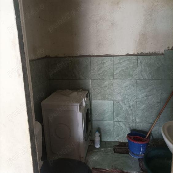Casă cu 2 camere cu Teren 1100 Mp în Curtici