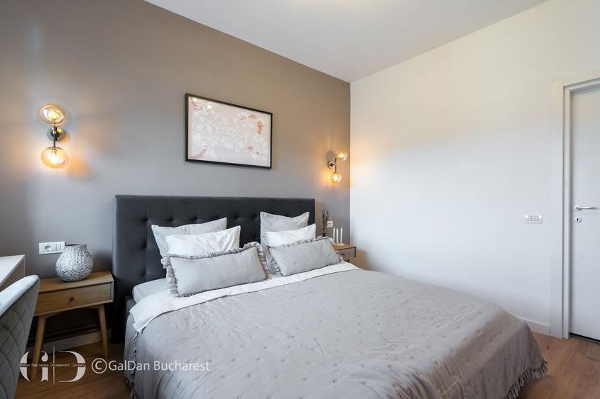 Apartament cu 6 camere, mobilat în P-ța Universității