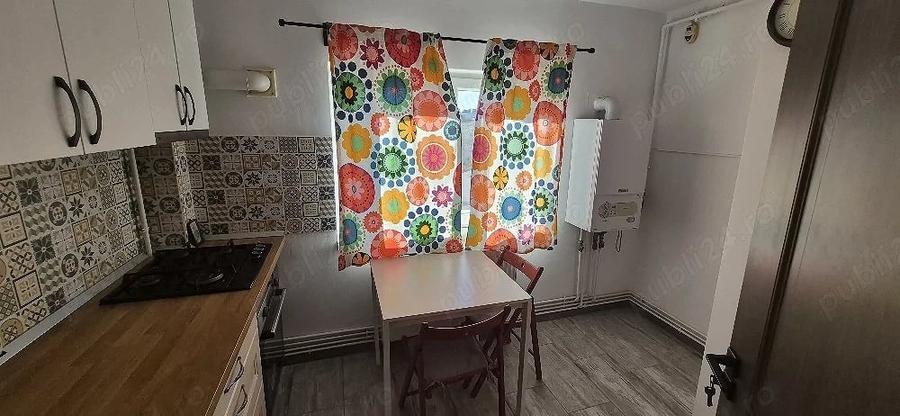 dristor laborator etaj 4 - 7