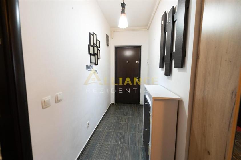 Apartament cu 2 camere decomandat, mobilat în Central