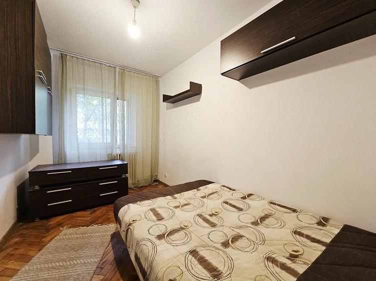 Apartament cu 3 camere decomandat în Pădurii