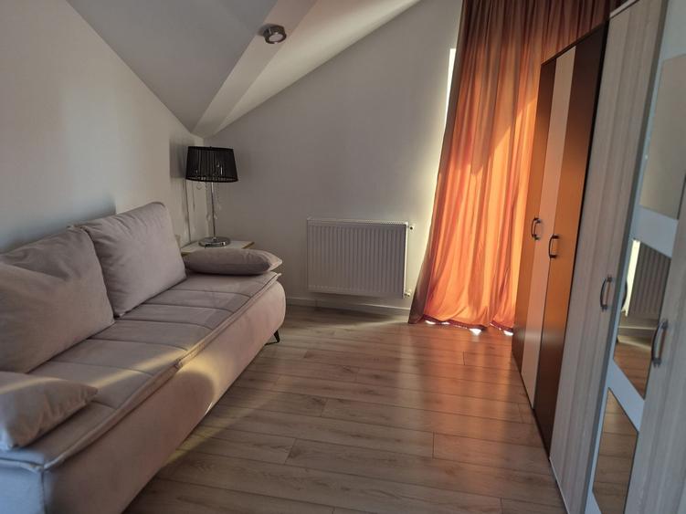 Apartament cu 3 camere în Bună Ziua