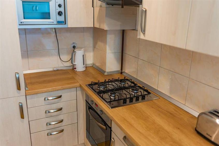 Apartament cu 2 camere decomandat, mobilat în Herăstrău