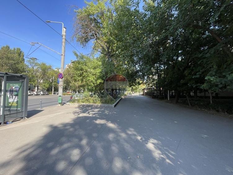 Apartament cu 2 camere decomandat, mobilat în Drumul Taberei