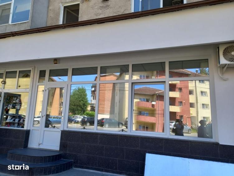 Spațiu comercial, de 90 mp, în Calea Caransebeșului