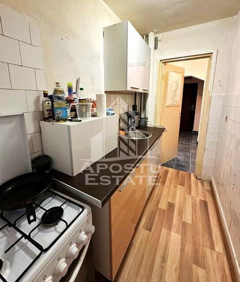 Apartament cu 3 camere decomandat în Aurel Vlaicu