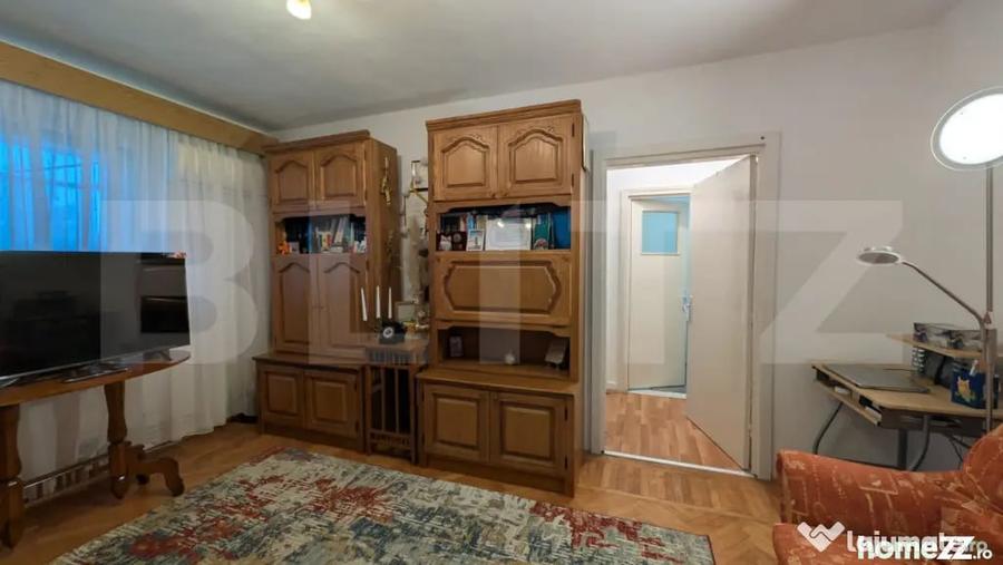 Apartament cu 2 camere semidecomandat în Aleea Trandafirilor