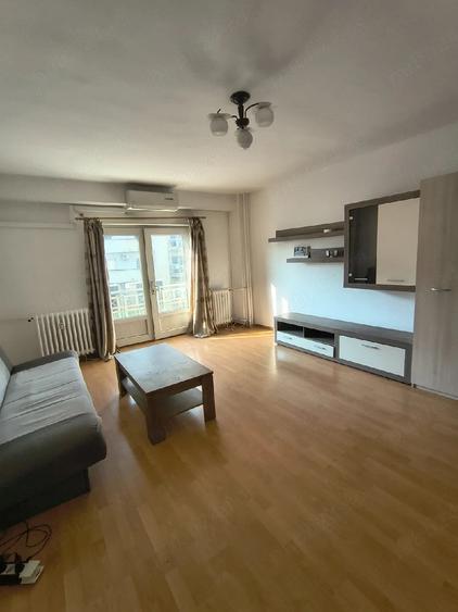 Garsonieră decomandată în Alba Iulia