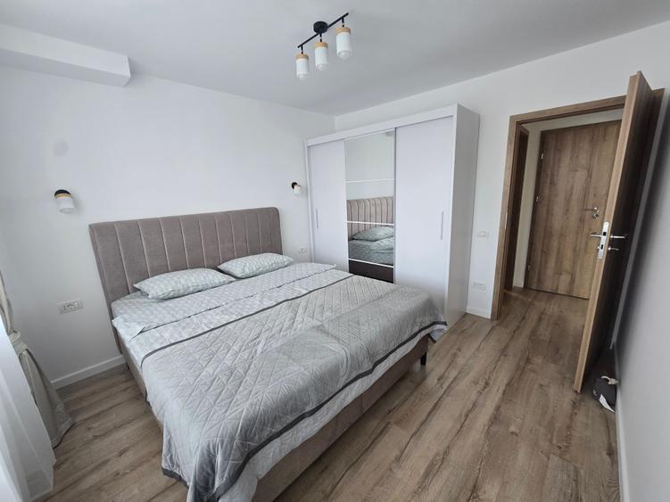 Apartament cu 2 camere semidecomandat în Giulești