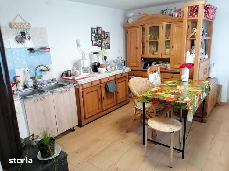 Casă cu 1 camere cu Teren 868 Mp în Arpașu de Jos