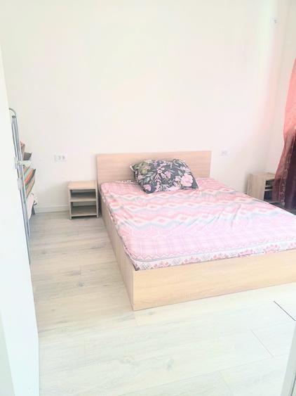 Apartament cu 3 camere semidecomandat în Energia