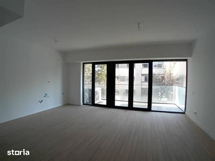 Apartament cu 3 camere în 13 Septembrie