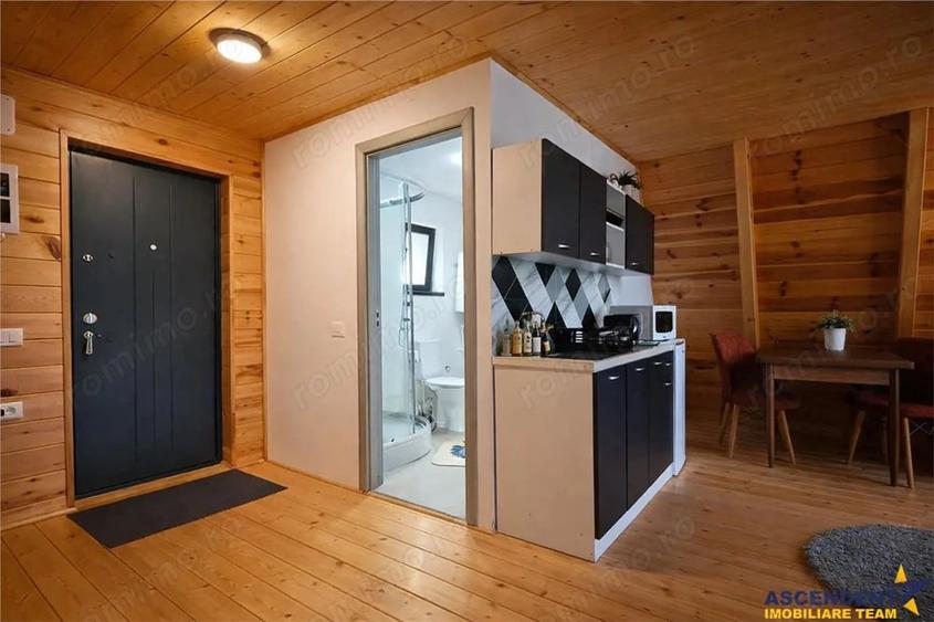Casă cu Teren 4000 Mp în Moieciu