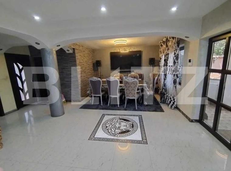 Casă cu 4 camere în Exterior Vest