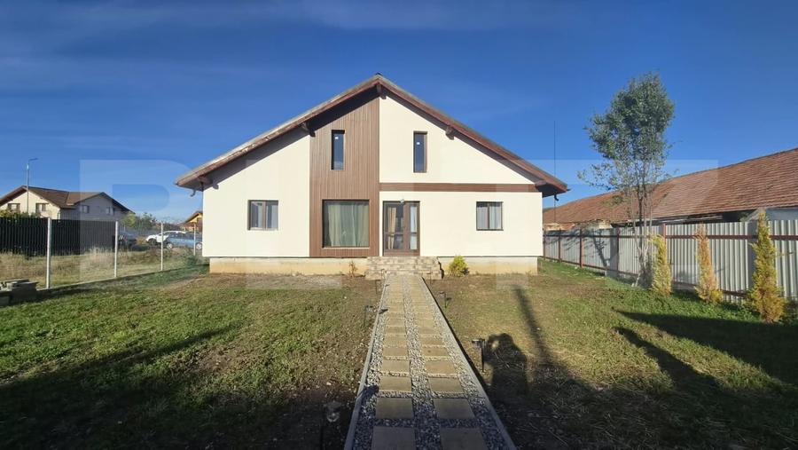 Casă individuală cu 4 camere cu Teren 750 Mp în Tărlungeni
