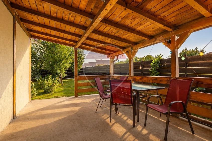 Casă cu 4 camere cu Teren 400 Mp în Horpaz