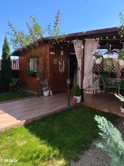 Casă cu 5 camere cu Teren 227 Mp în Sânpetru